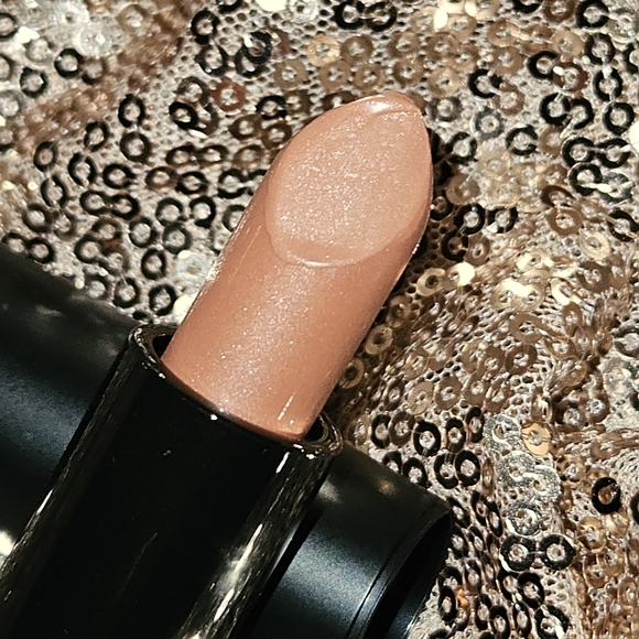 Barking Gorgeous MAC Mineralized Rich Lipstick Limited Edition - Picture 2 of 3